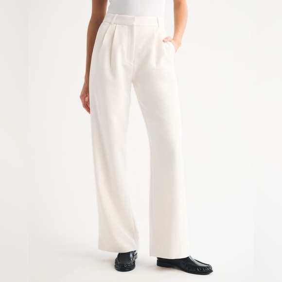 Abercrombie & Fitch Pants - NWT Abercrombie & Fitch Sloane Tailored Wide Leg Pant in White